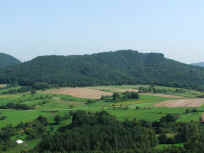 Die Buhlsteinkette von der Burgruine Drachenfels