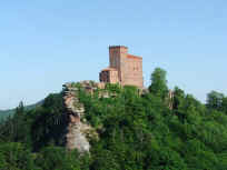 Trifels von der Burgruine Anebos