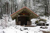 Grenzweg: Schutzhütte Am Zollstock