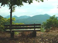 Trifelsblick oberhalb des Runden Hutes