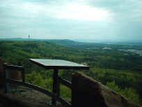 Vom Humbergturm nach Westen